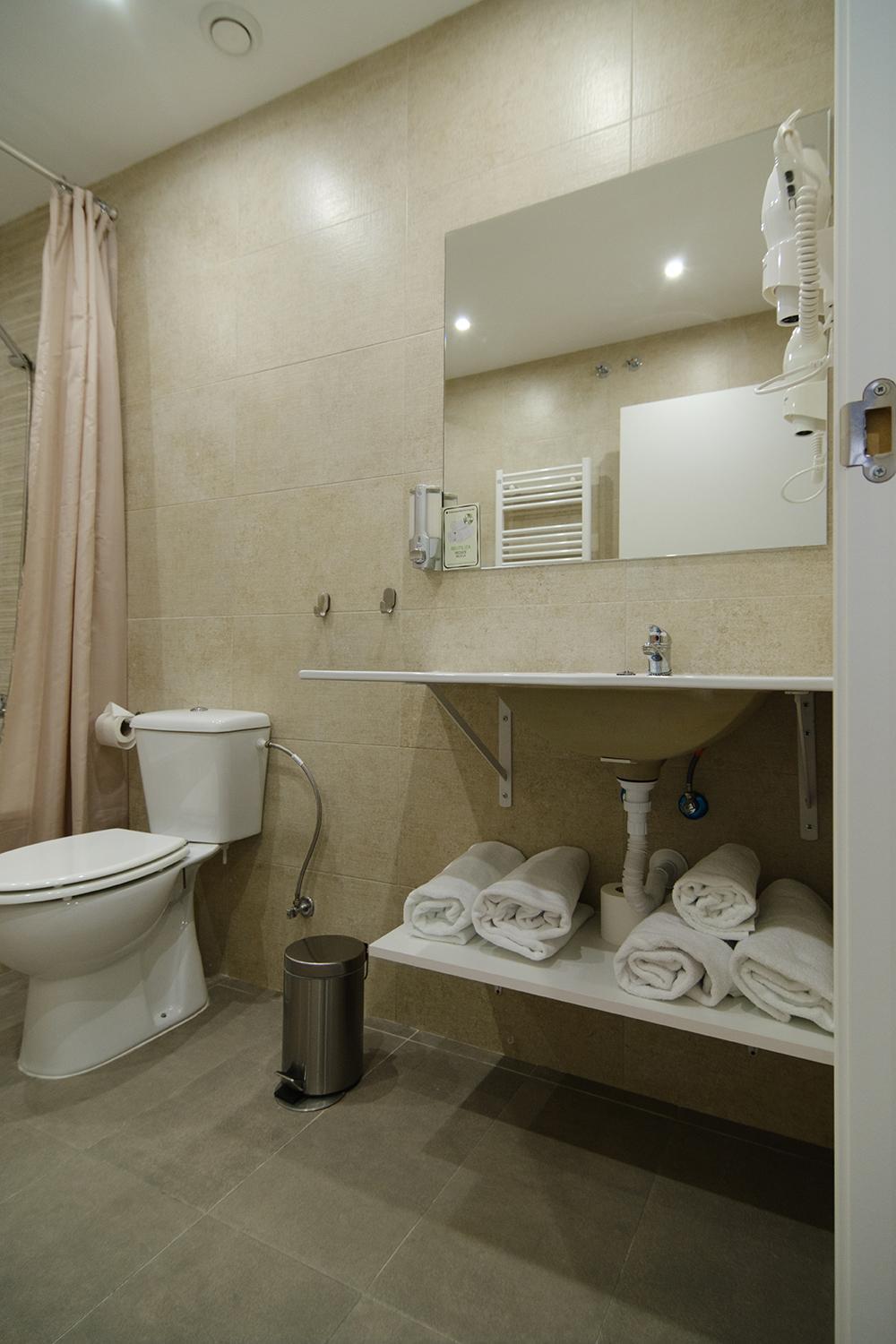 Hotel Bestprice Alegria Madrid Bagian luar foto
