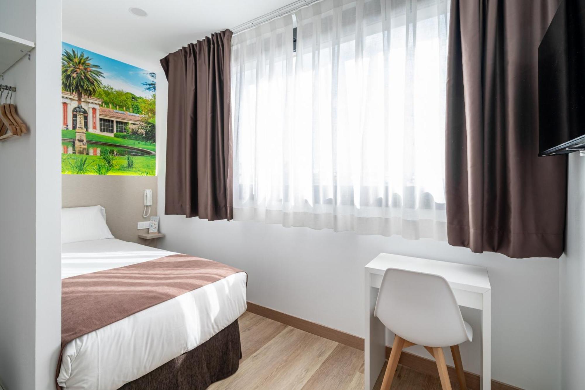 Hotel Bestprice Alegria Madrid Bagian luar foto